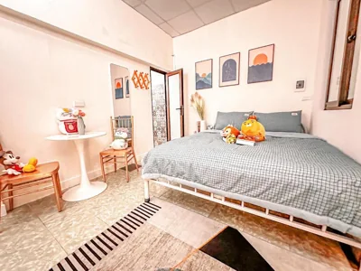 带阳台双人间 — La Casa Di Decembre 17/35 Nguyễn Như Đổ